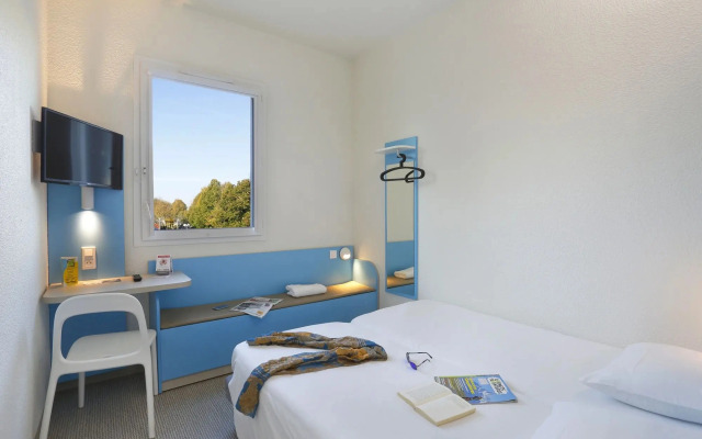 First Inn Hotel Les Ulis