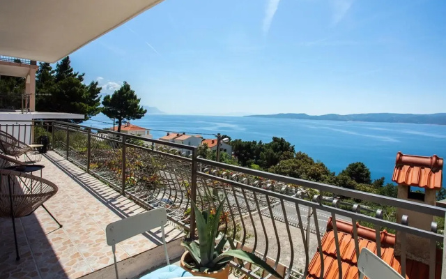 Nice Apartment in Marusici With Wifi and 3 Bedrooms