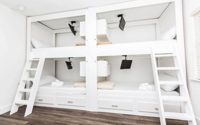 Treehouse  Hotel