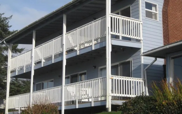 Edgecliff Motel