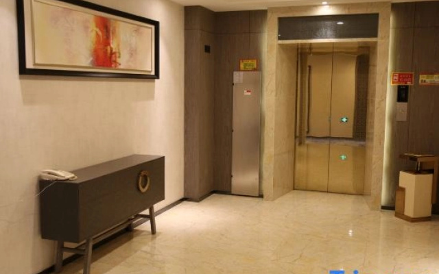 Yangguang Huacheng Hotel