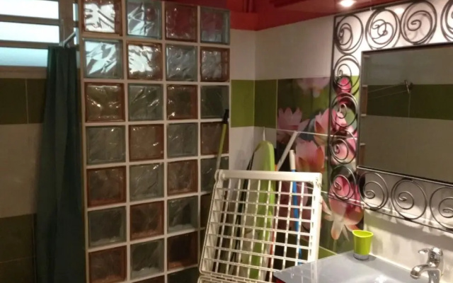 Studio in Le Moule, with Enclosed Garden And Wifi