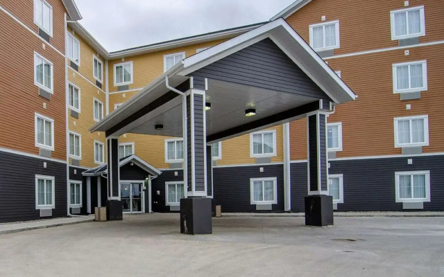 Travelodge Suites by Wyndham Estevan
