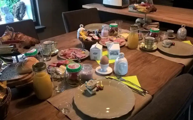 B&B Rosteline