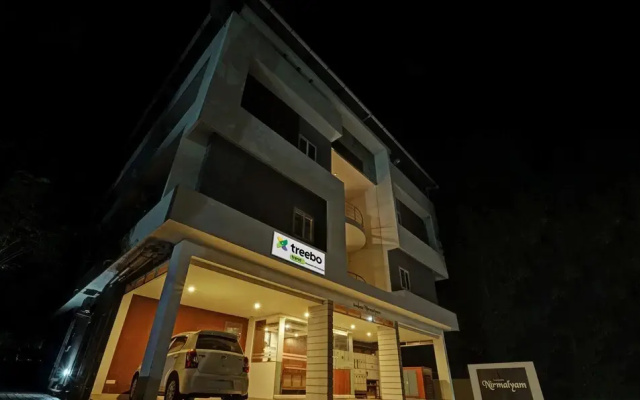 Treebo Sreepathi Nirmalyam - 400 Mtr From Guruvayoor Temple