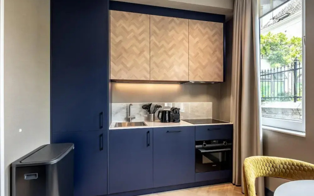 Spacious Apartment Retreat