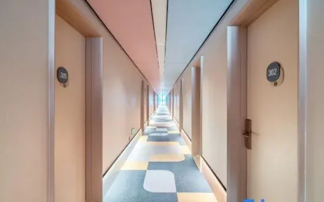 HanTing Hotel (Wanda Plaza, Guangyi Road, Jiaxing)