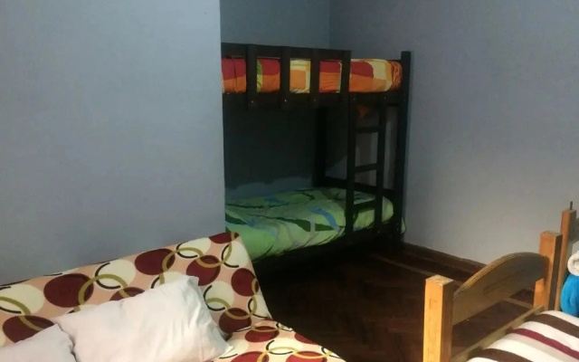 Explorers House - Hostel