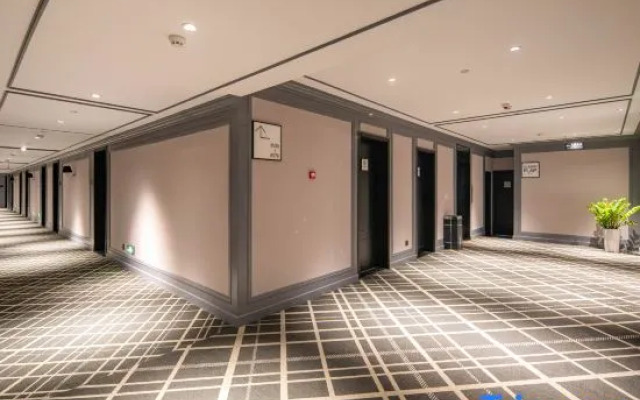 Xi'an Hotel (Kaifeng Gulou Square Branch)