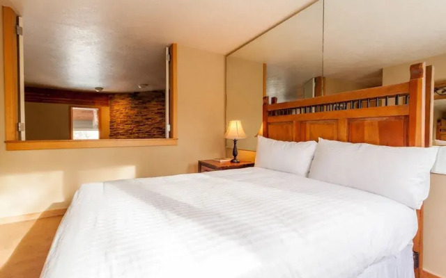 Pines #2073 - 2 Br Condo