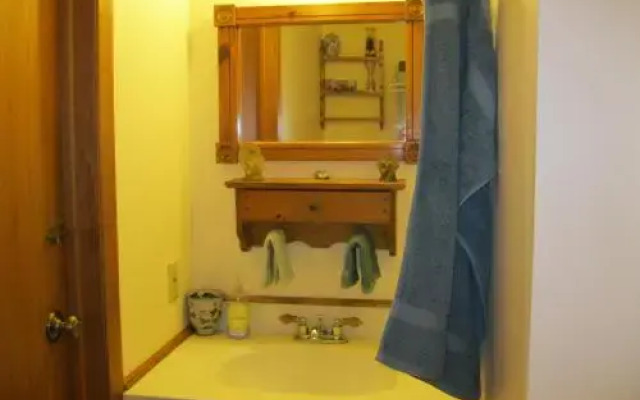 12 Mile Lake Bed and Breakfast