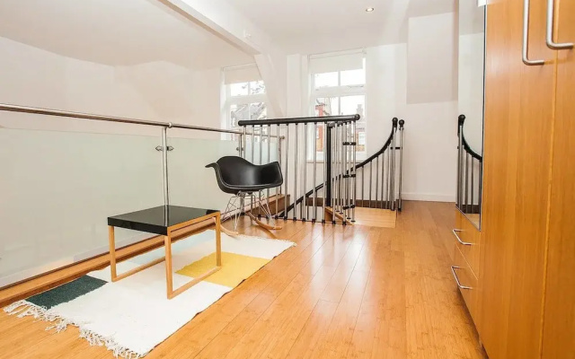 Spacious 2 Bedroom in Clapham