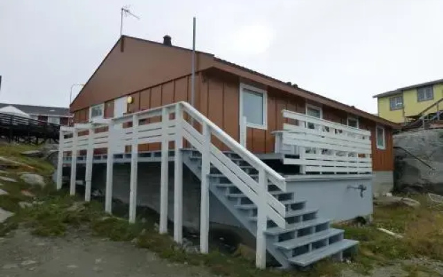 IceCap Hostel