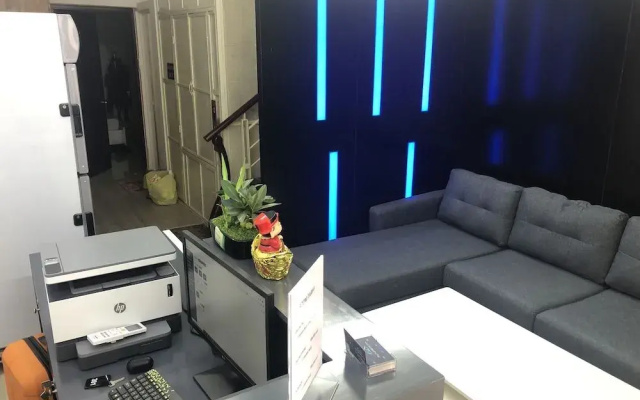 Futuristic Inn