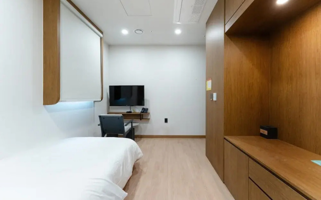 Shilla Legacy Hotel
