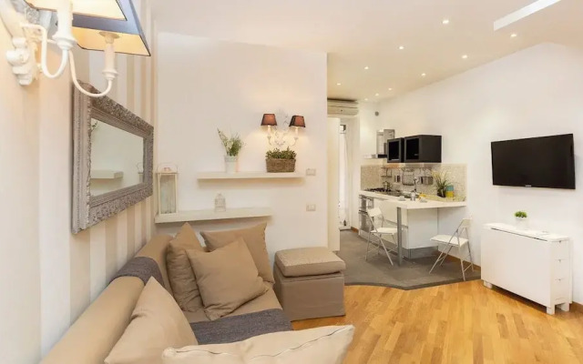 Rental in Rome Vittoria Apartment