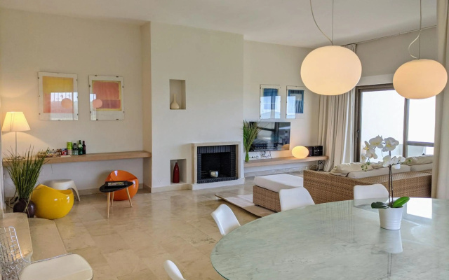 Coral Beach Aparthotel
