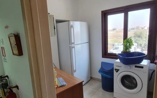 Acticon Rooms Larnaca