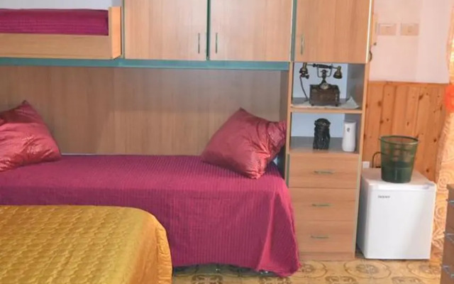 Amalfi Coast Room