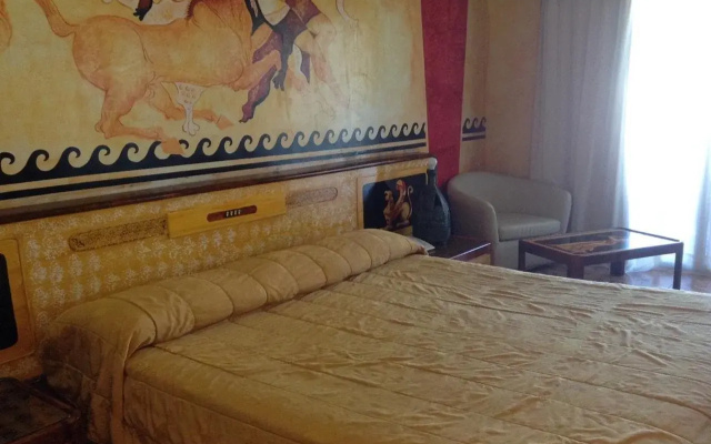 Roman Boutique Hotel