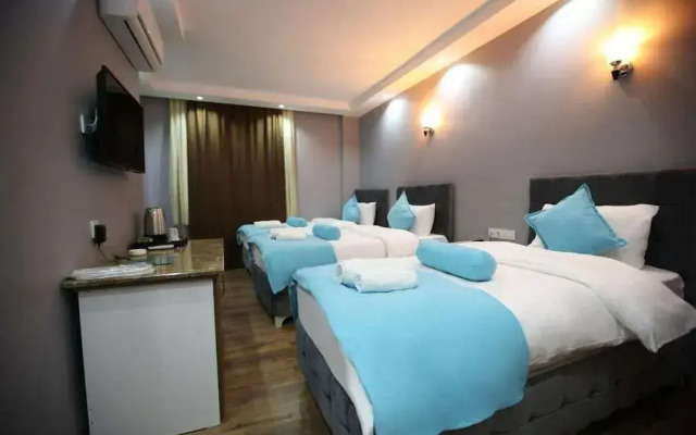 Grand Kum Boutique Hotel Restaurant
