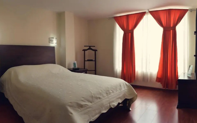 Hotel Santa Isabel II
