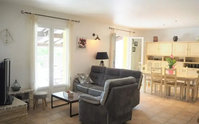 Cosy Holiday Home With Private and Heated Pool, Roaix-formerly TUI Ferienhaus