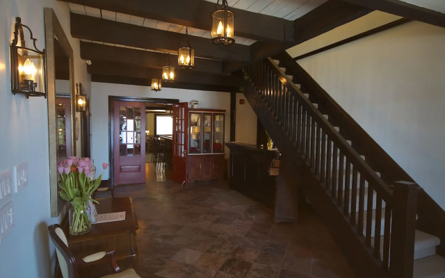 Sir Sam's Inn & Waterspa - Adults Only