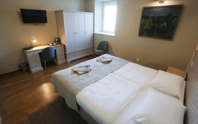 Hotel Jonapolis