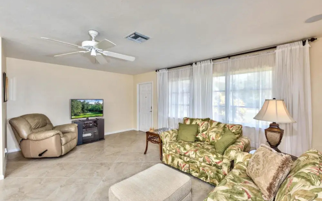 Bali Hai 3 Bedroom Home by NFVH