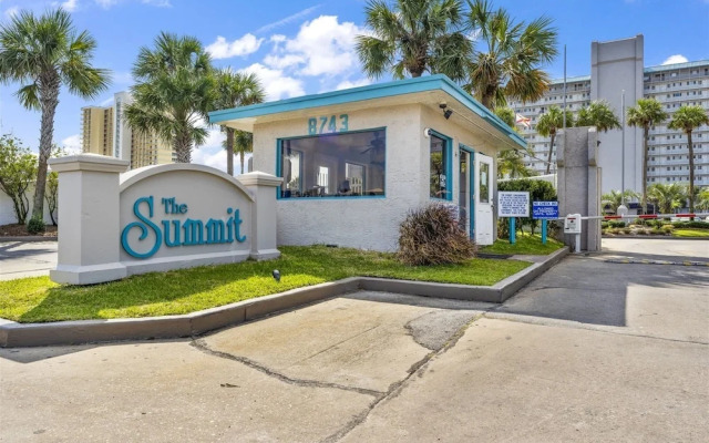 The Summit 621