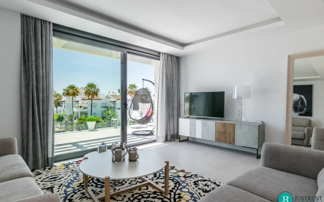 Costa Marinsa Penthouse