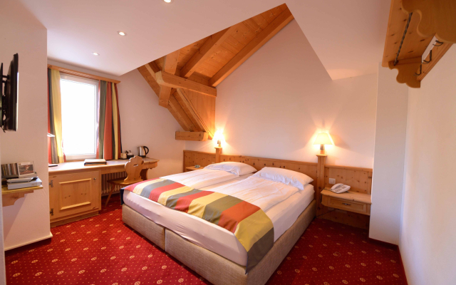 Hotel Waldhaus am See