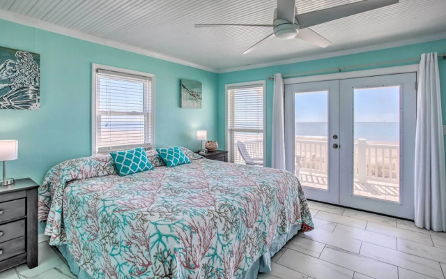 Marvelous Oceanfront Home w/ Stunning Views