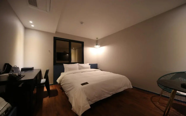 Frenchcode Hotel
