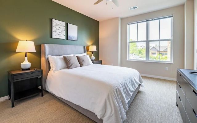 Landing Furnished Apartments - West Dallas