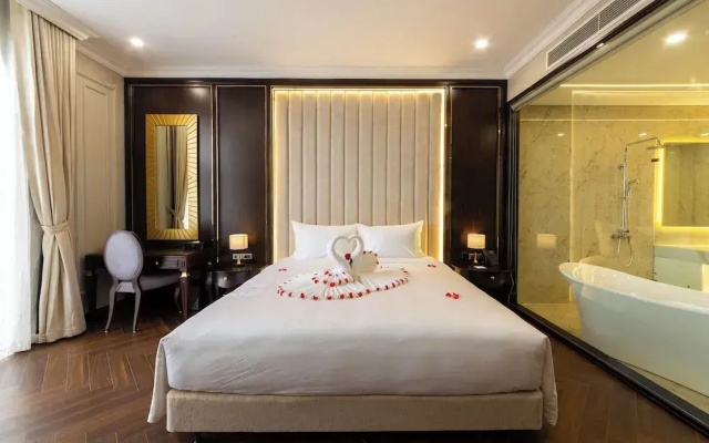 Adamo Hotel Hung Yen