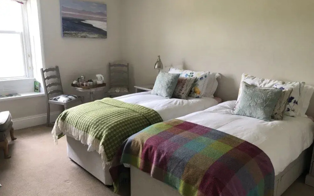 Dale House B&B
