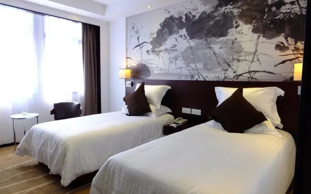 Dazhong Hotel