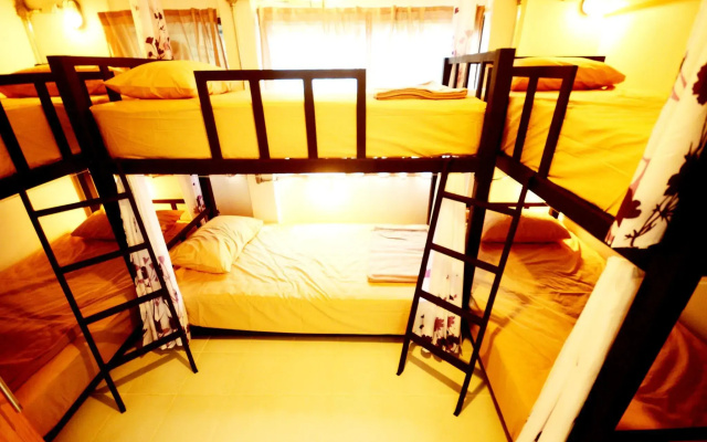 Early Bird Hostel Ayutthaya