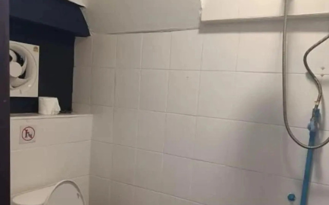 The House Hostel