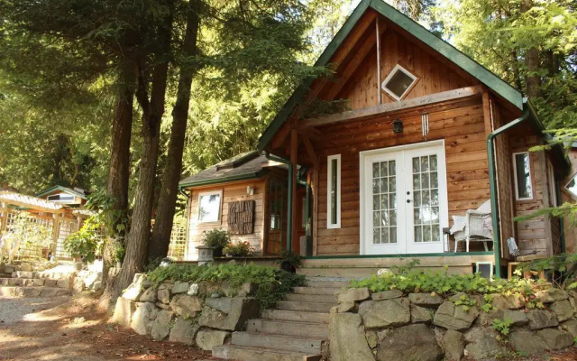 Thistle Dew Cottage