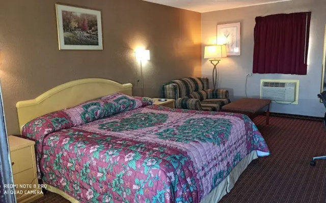 Knights Inn Tell City