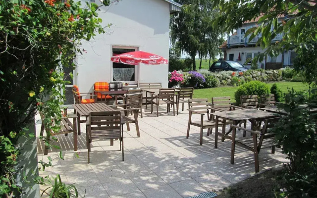 Furnished Apartment Near the Beach
