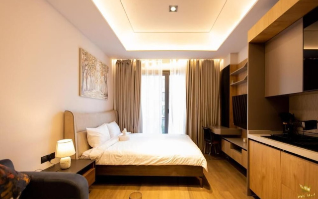 Diamond in City by wow property