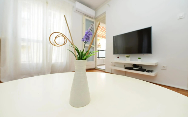 Apartment Ema
