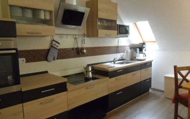 Rael-Boardinghouse