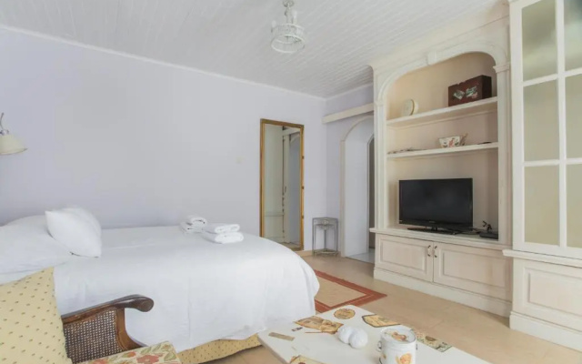 Shabby Chic Apartments