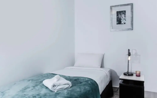 Dulcis Domus Apartments on Sussex