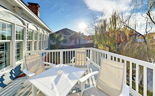 Lakeside - 4 Br Home